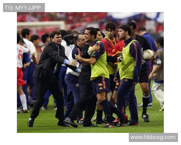 伯拉治与阿伯丁的精彩对决揭示足球战术与团队合作的魅力 伯拉治与阿伯丁的精彩对决揭示足球战术与团队合作的魅力